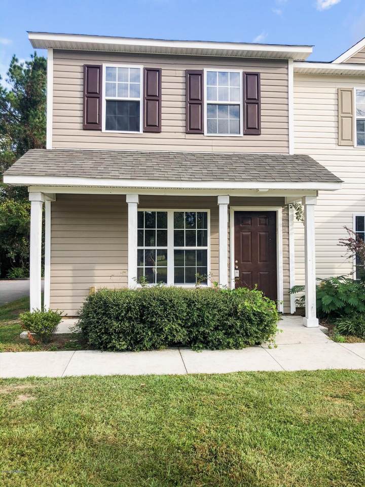 360 Hunting Green Drive - Photo 1