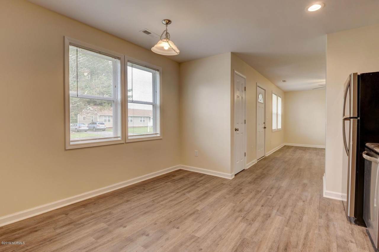 2246 Onslow Drive - Photo 1