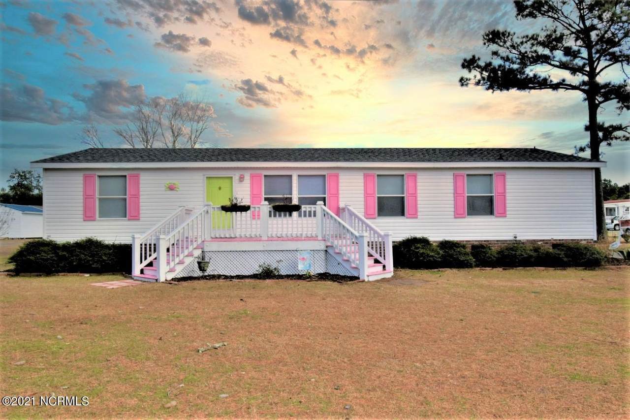 403 Clearwater Drive - Photo 1