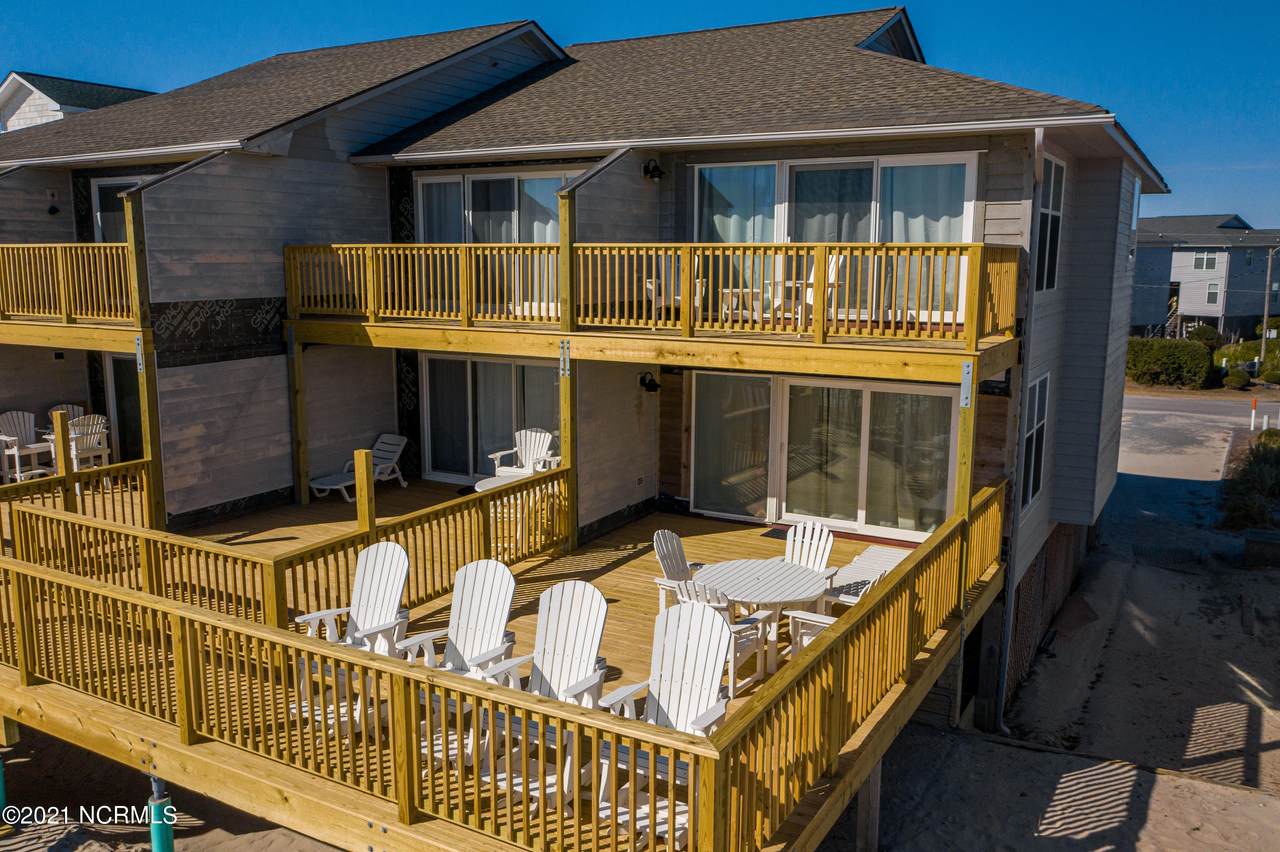 910 Shore Drive - Photo 1