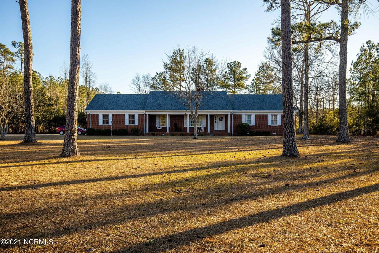 531 Queens Creek Road - Photo 1