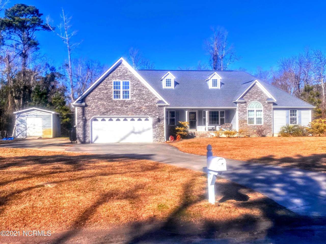 134 Bur Oaks Boulevard - Photo 1