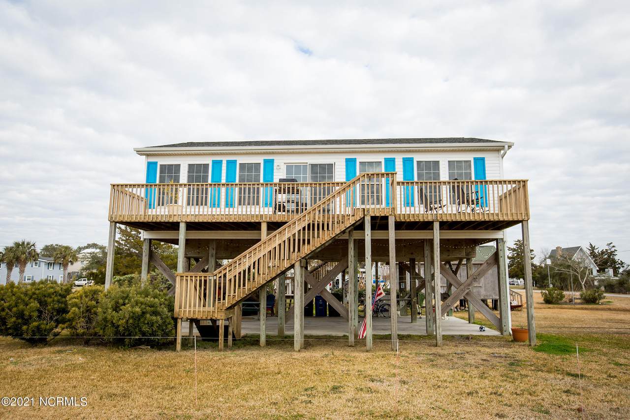 110 Cedar Lane - Photo 1