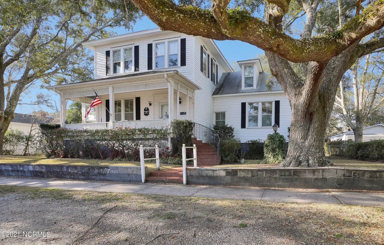 311 Bay Street - Photo 1