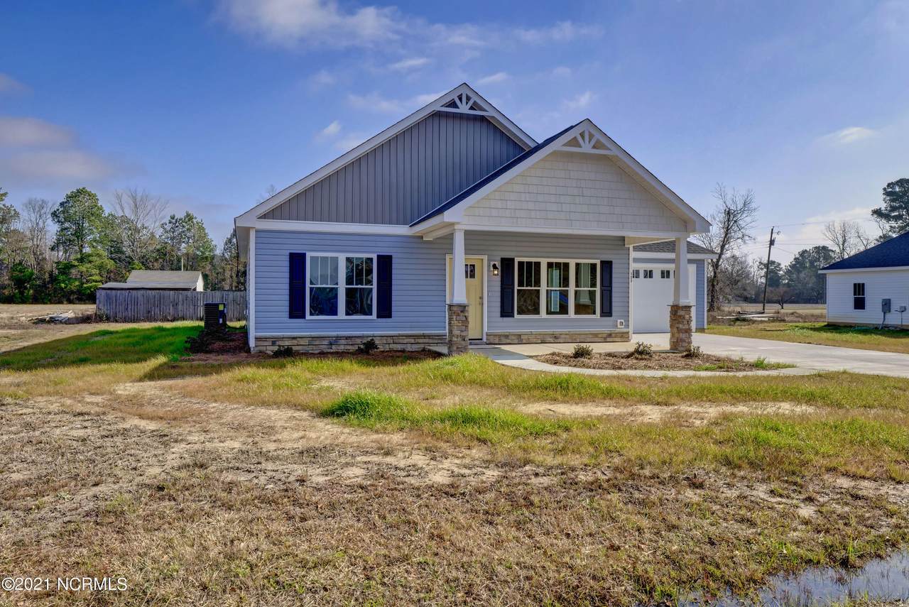 142 Pasture Lane Drive - Photo 1