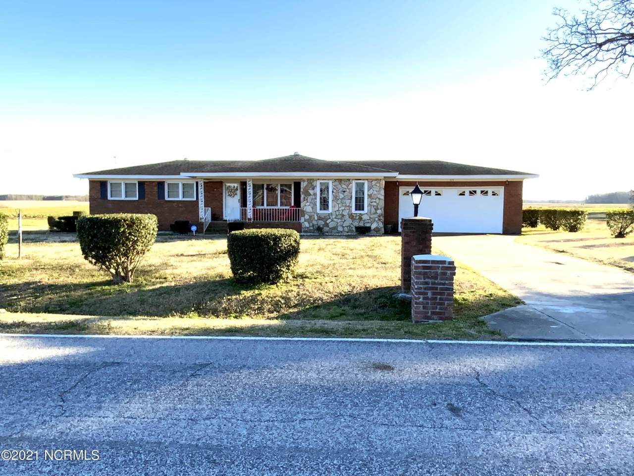 633 Waller Road - Photo 1