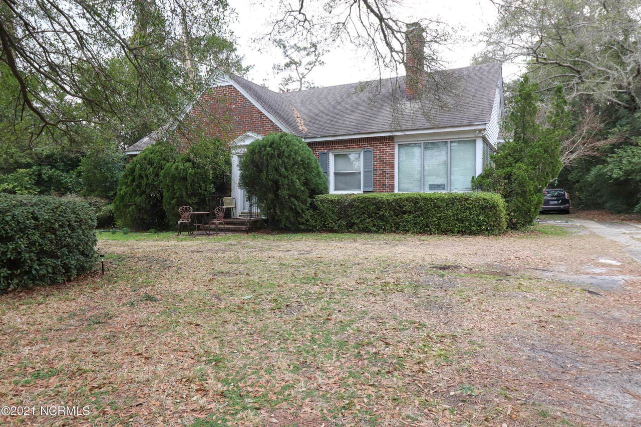 5031 Oleander Drive - Photo 1