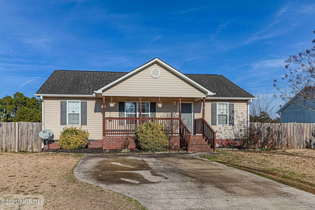 1107 Stephens Street - Photo 1