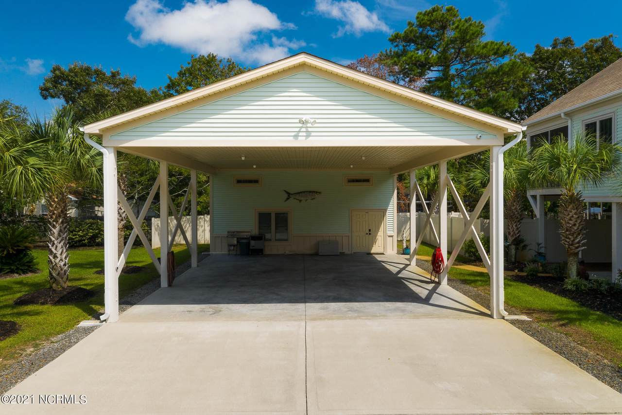 136 29th Street - Photo 1