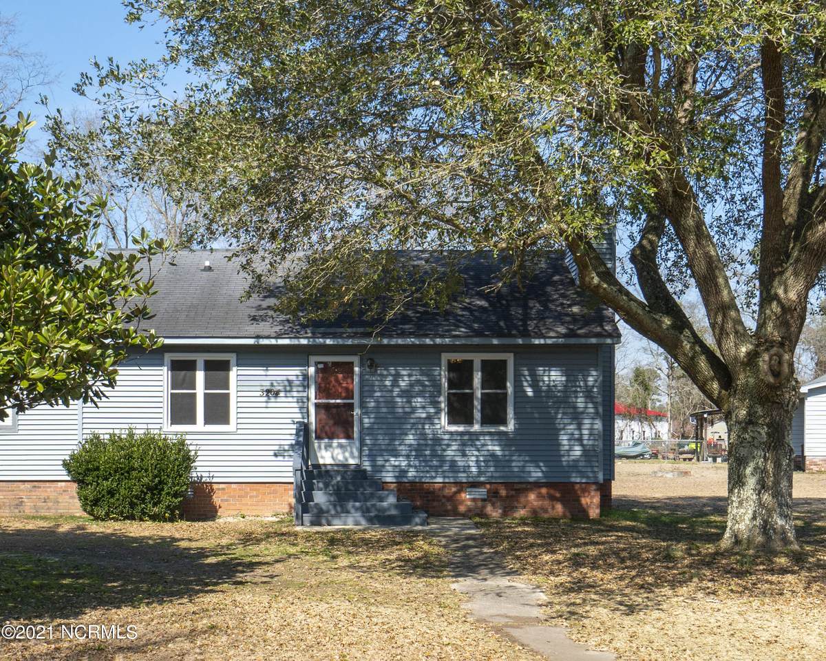 3204 Deer Path Circle - Photo 1