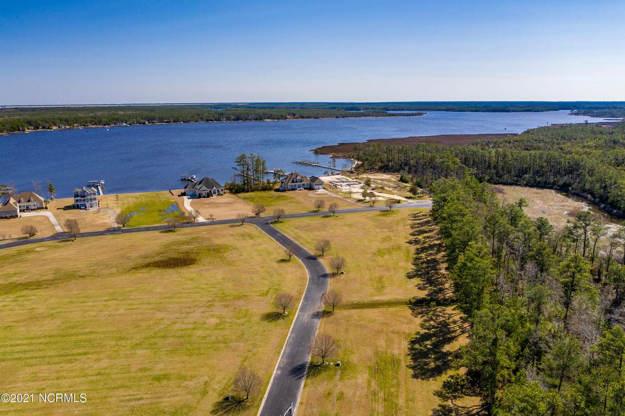 103 Bare Foot Court - Photo 1