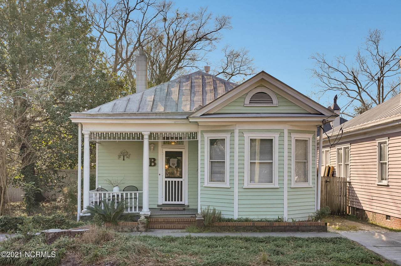 504 3rd Street - Photo 1