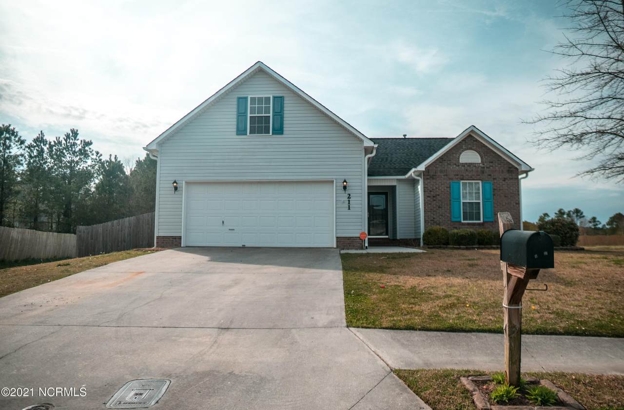 211 Cypress Bay Drive - Photo 1