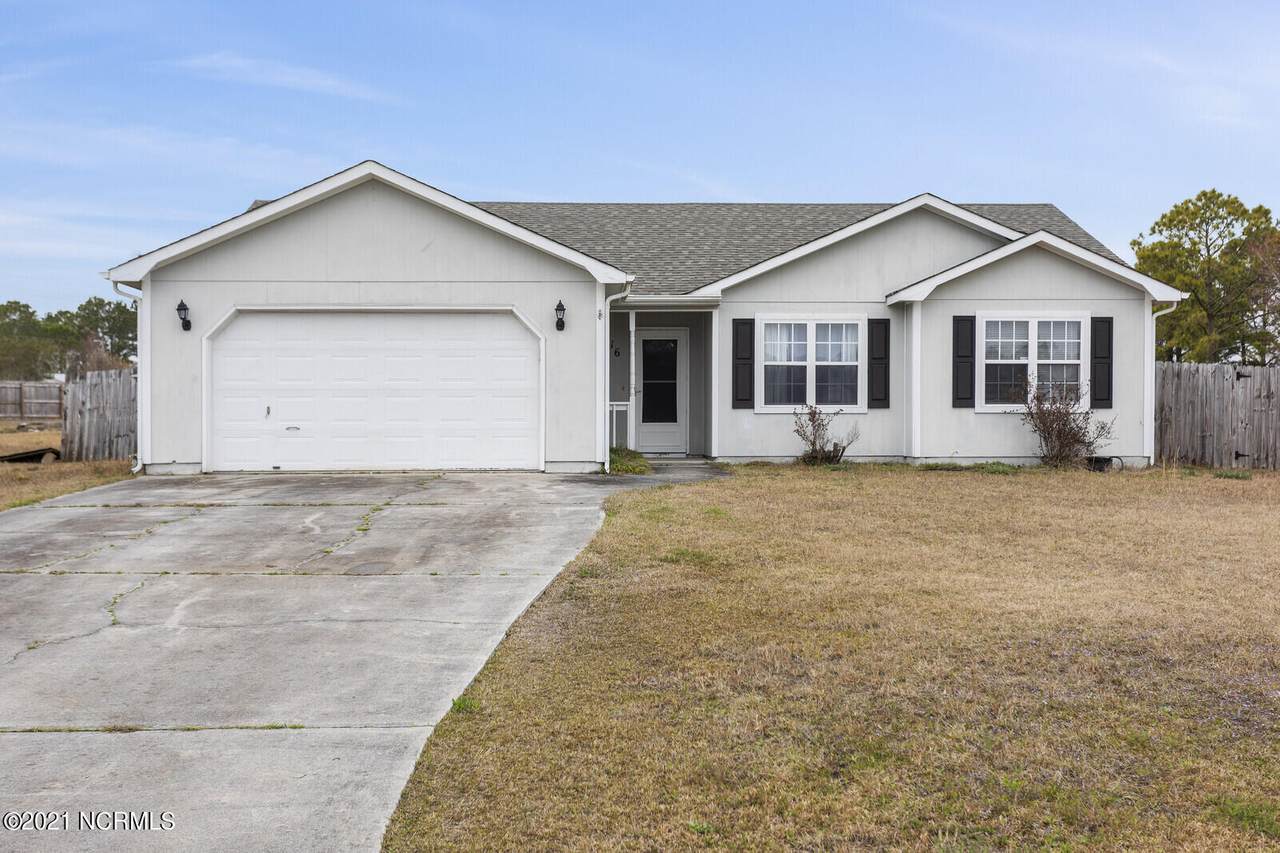 216 Stag Court - Photo 1