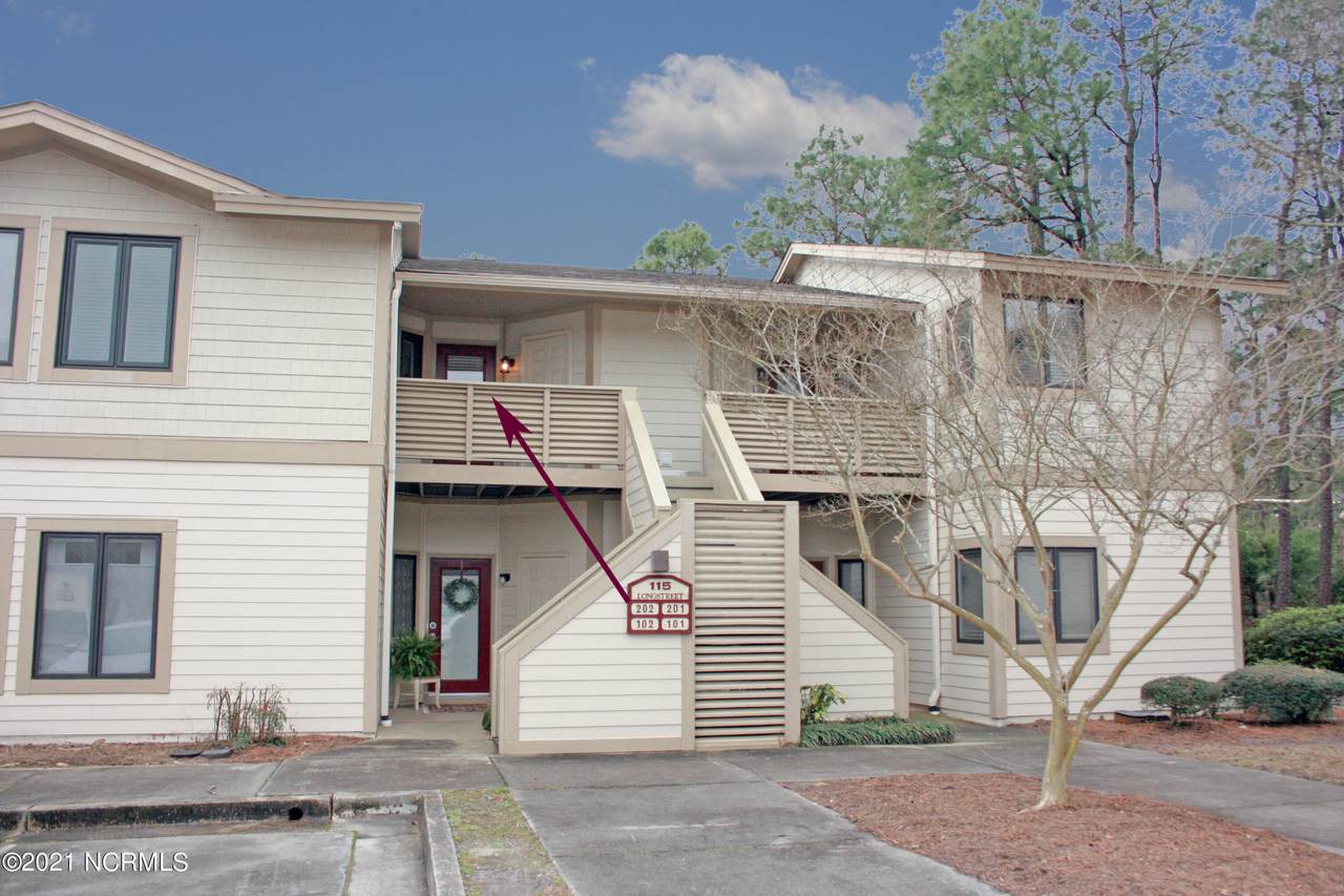 115 Longstreet Drive - Photo 1