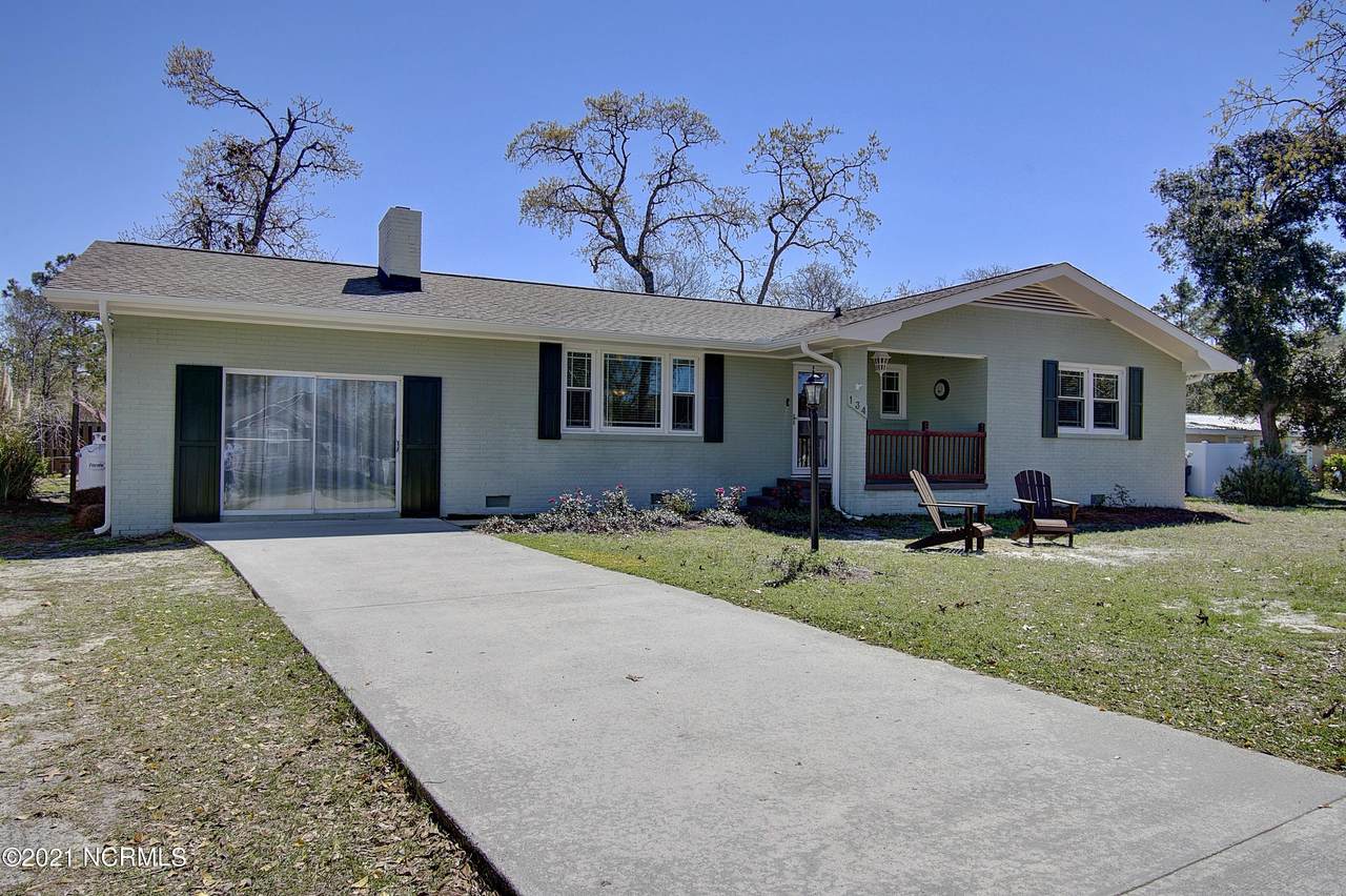 134 4th Street - Photo 1
