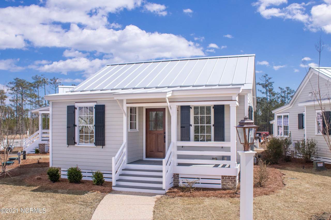 7 Back Cove Circle - Photo 1