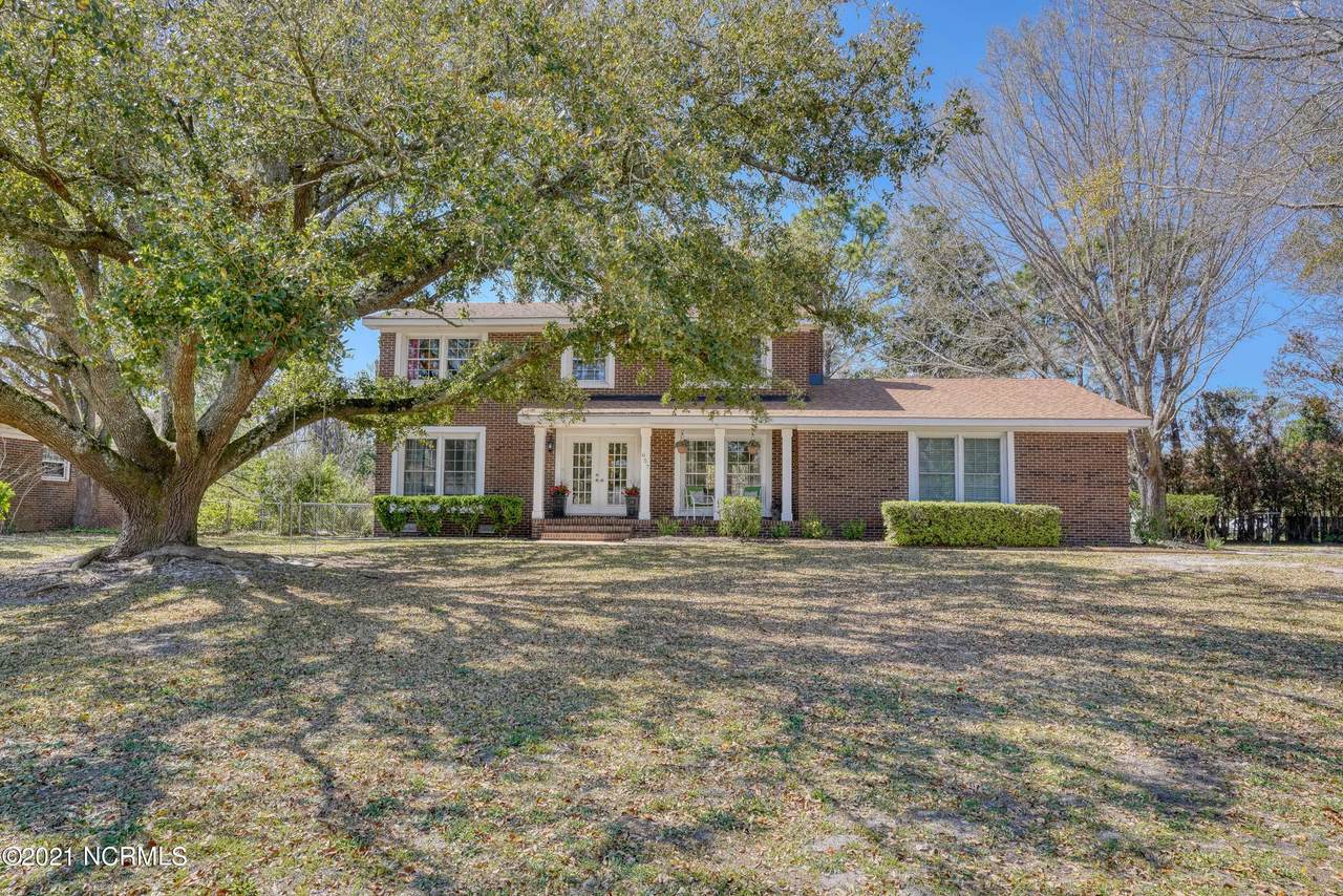 657 Windemere Road - Photo 1