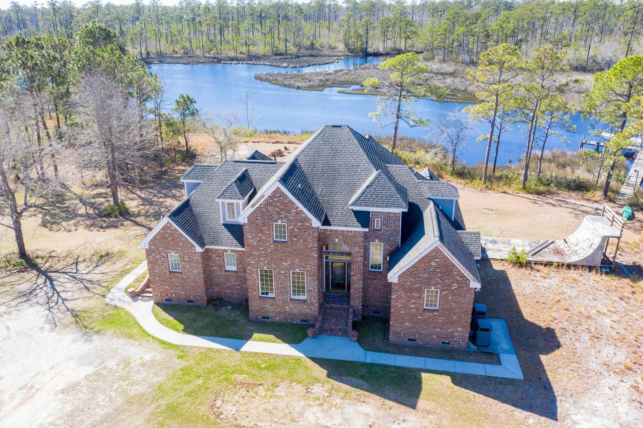 421 Old Swansboro Road - Photo 1