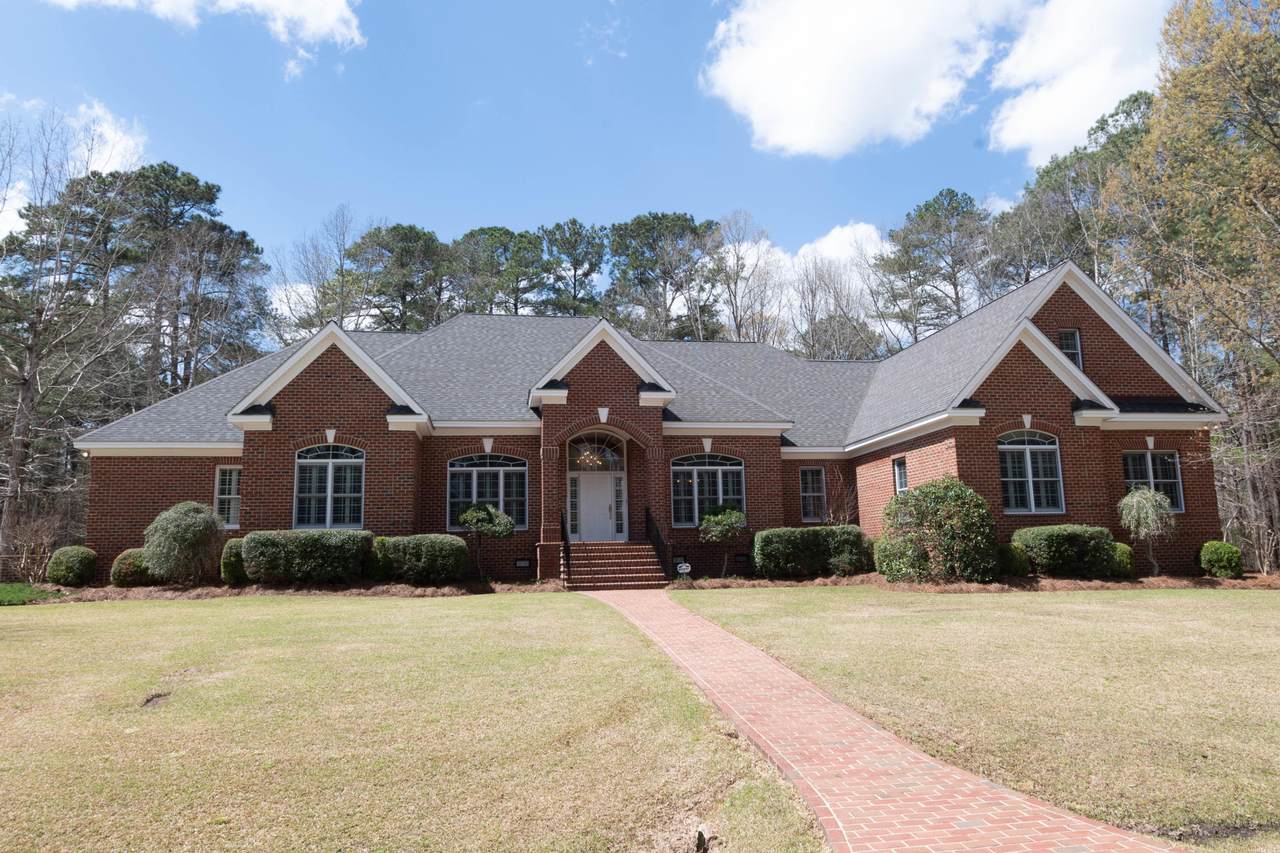 722 Wellington Lane - Photo 1