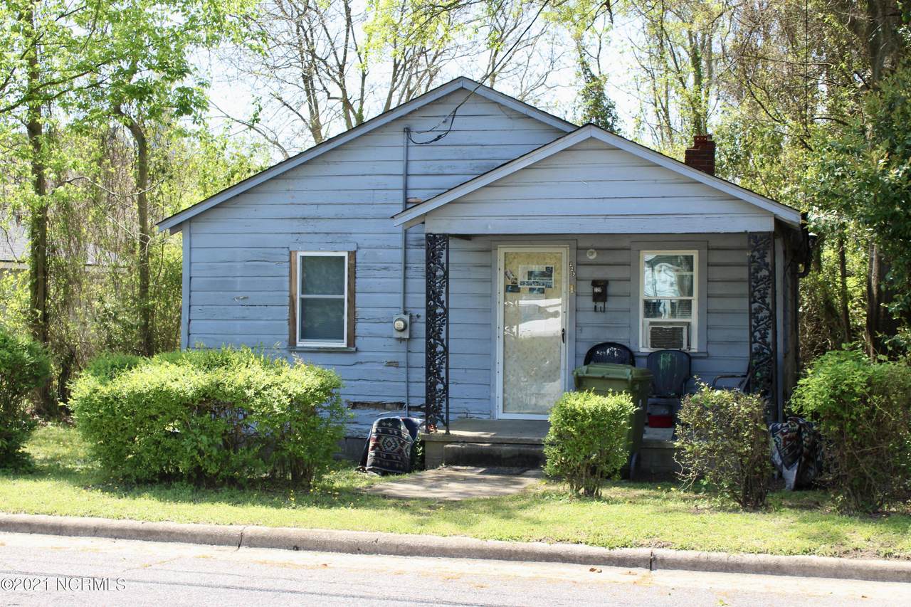 229 7th Street - Photo 1