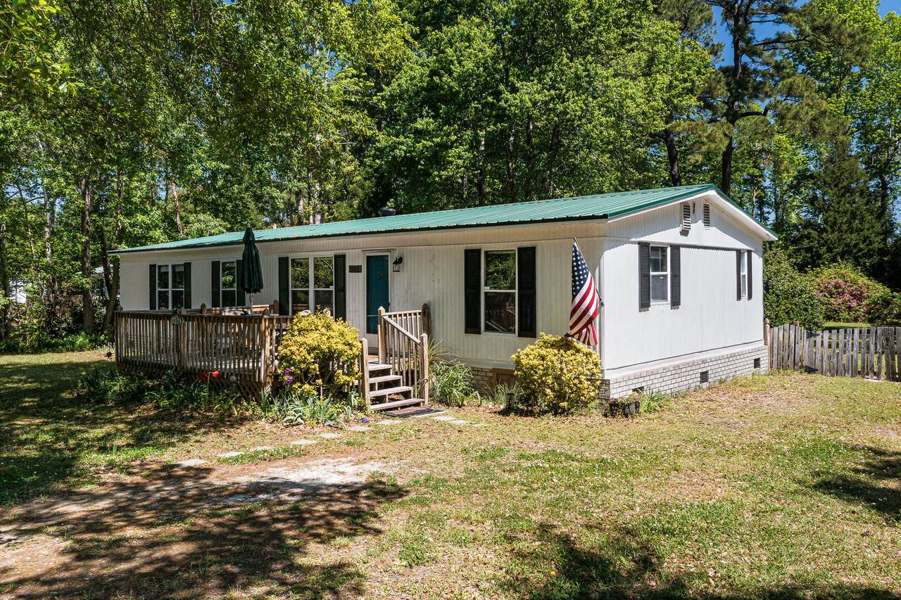 1480 Riverview Drive - Photo 1