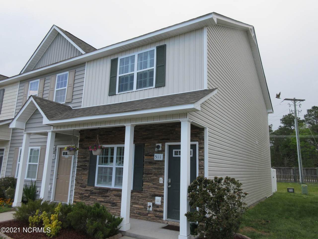 511 Oyster Rock Lane - Photo 1
