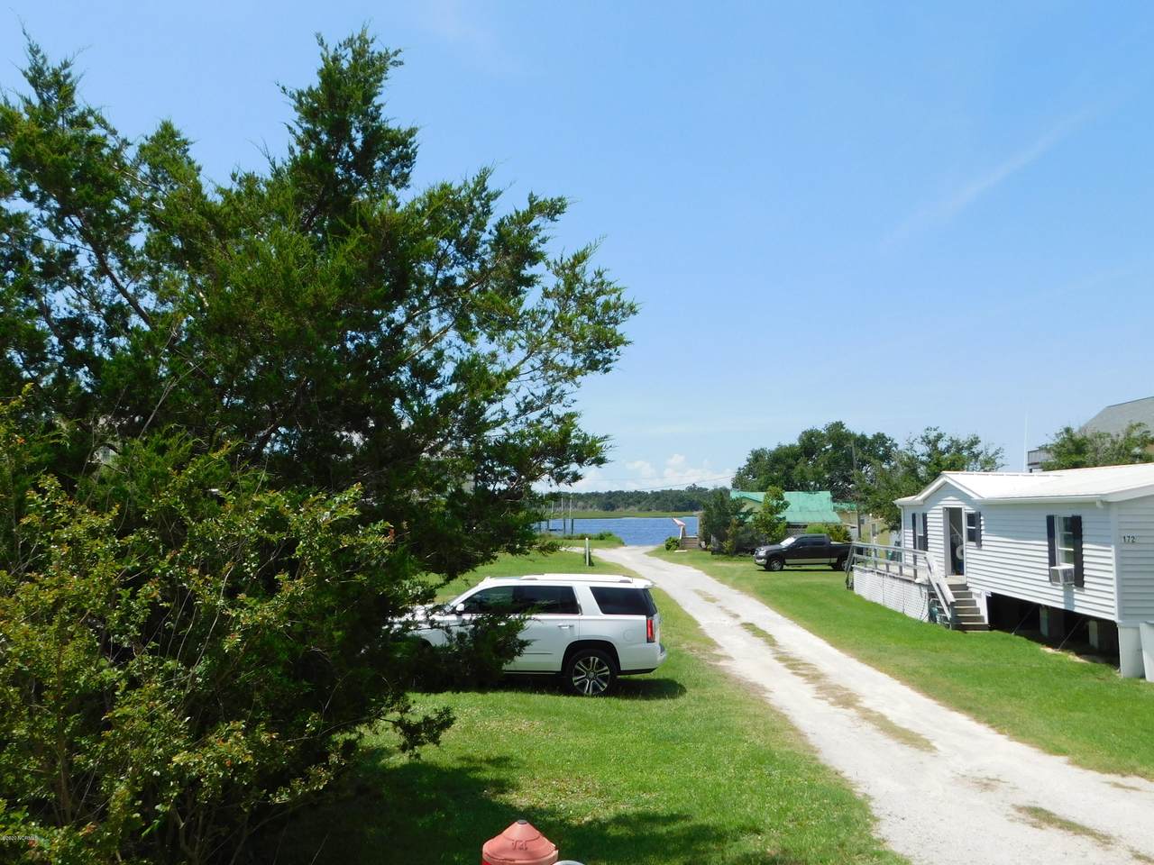 176 Cedar Point Boulevard - Photo 1