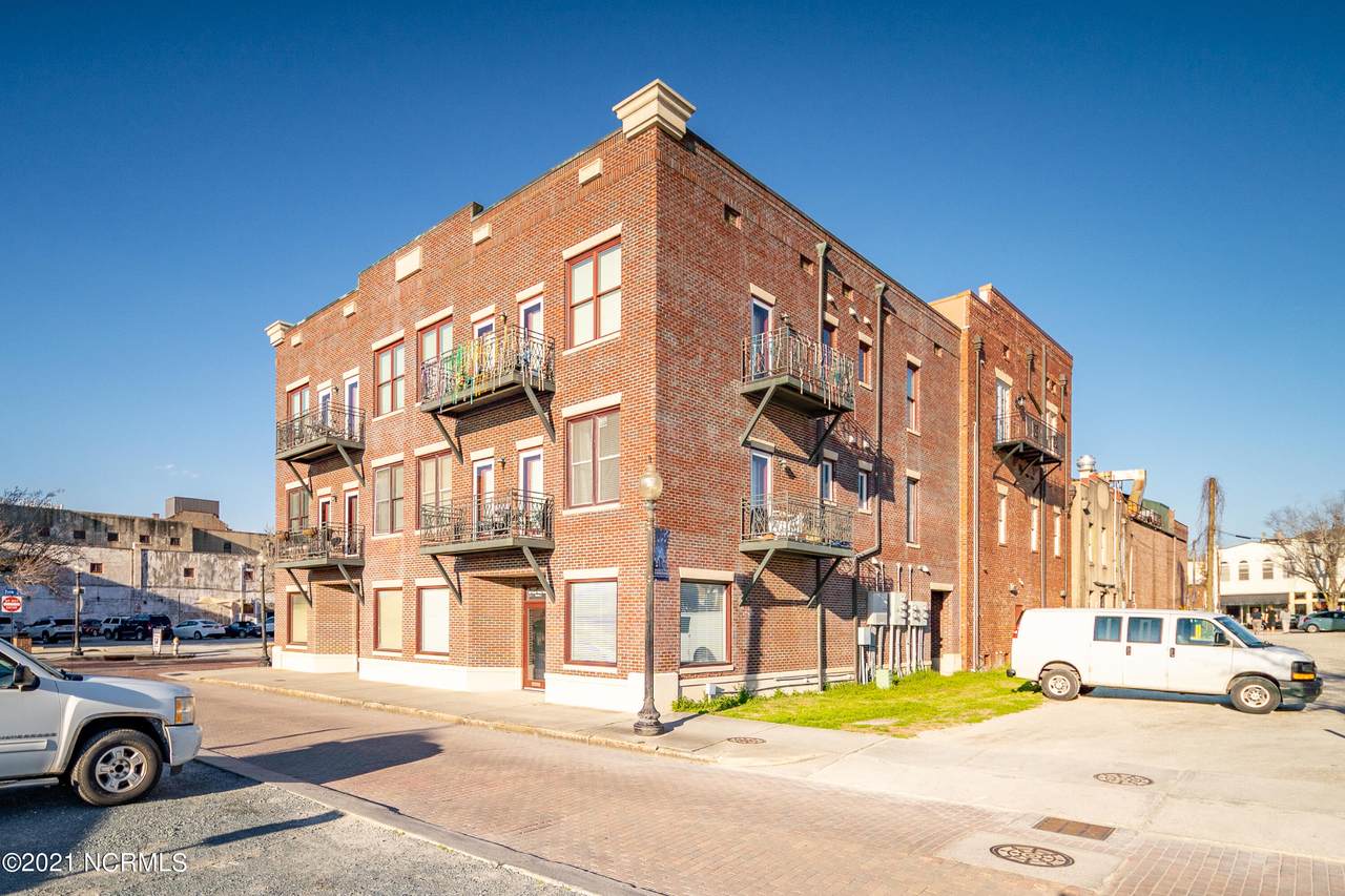 101 Water Street - Photo 1