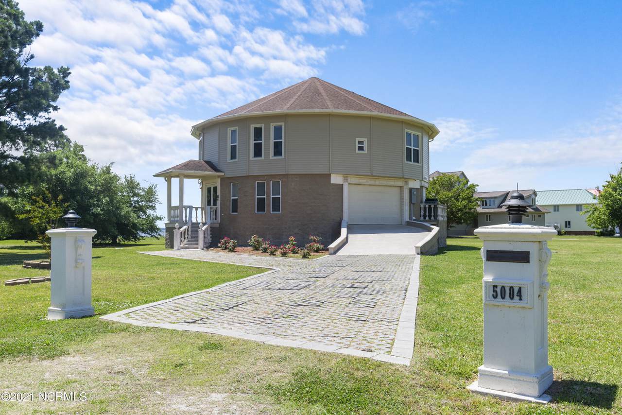 5004 Topsail Drive - Photo 1