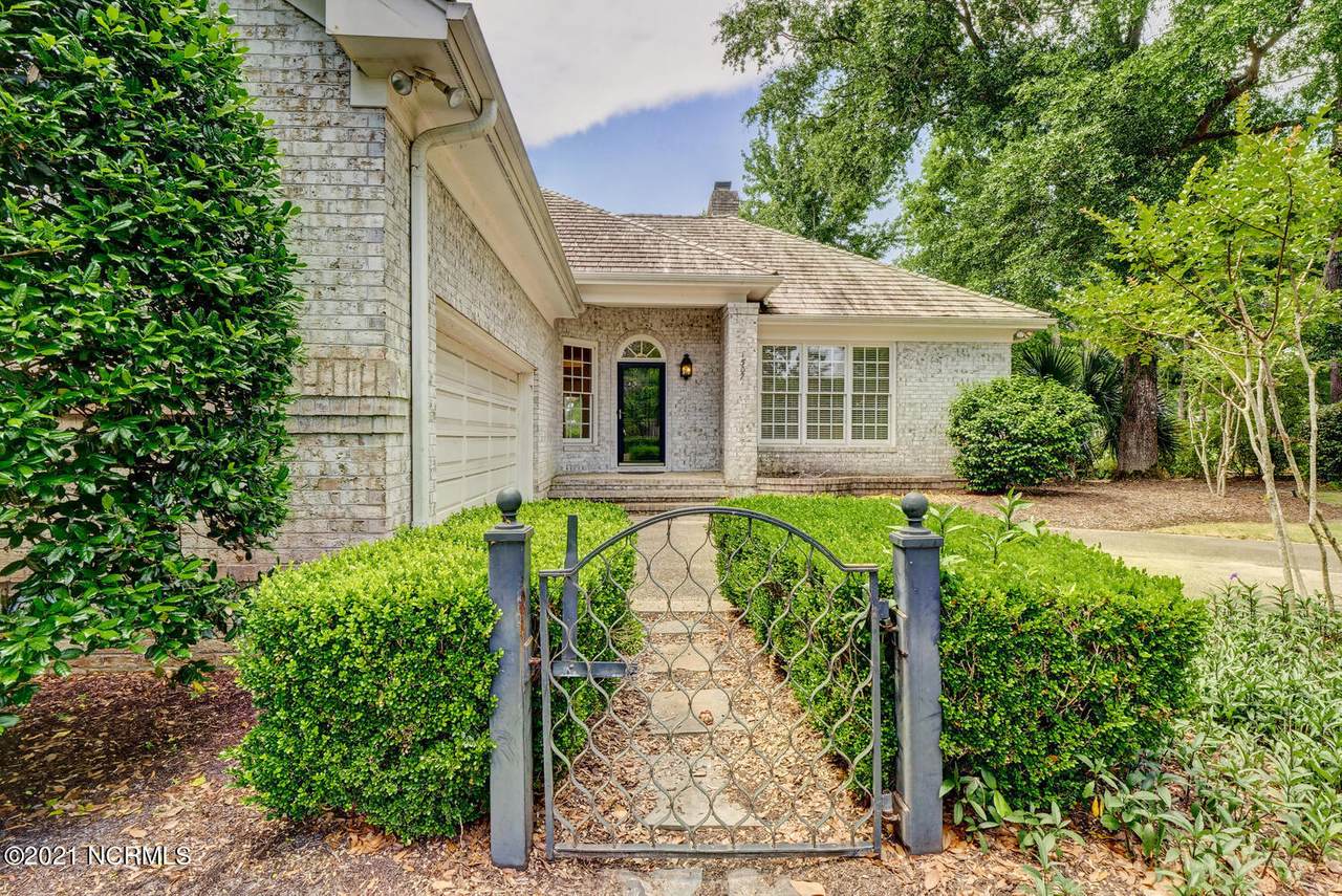 1507 Pembroke Jones Drive - Photo 1