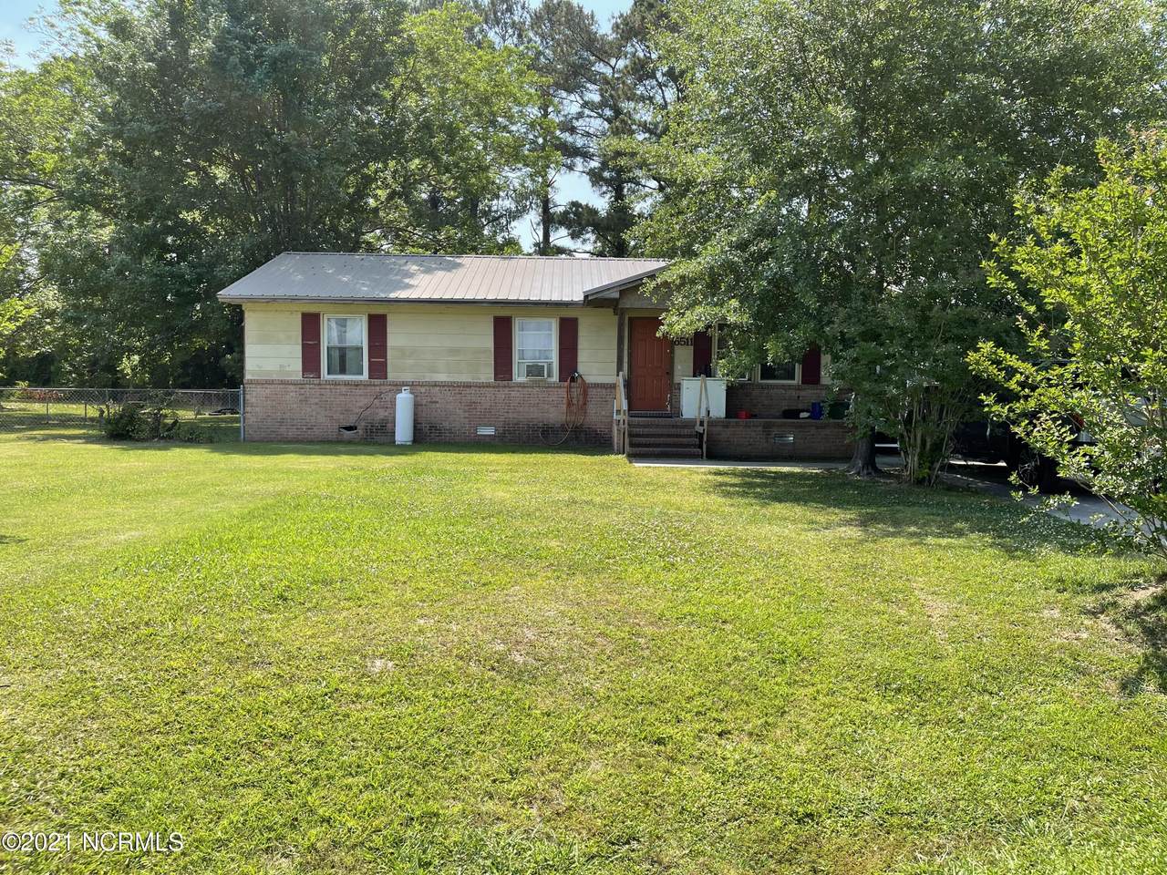 6511 Parker Court - Photo 1