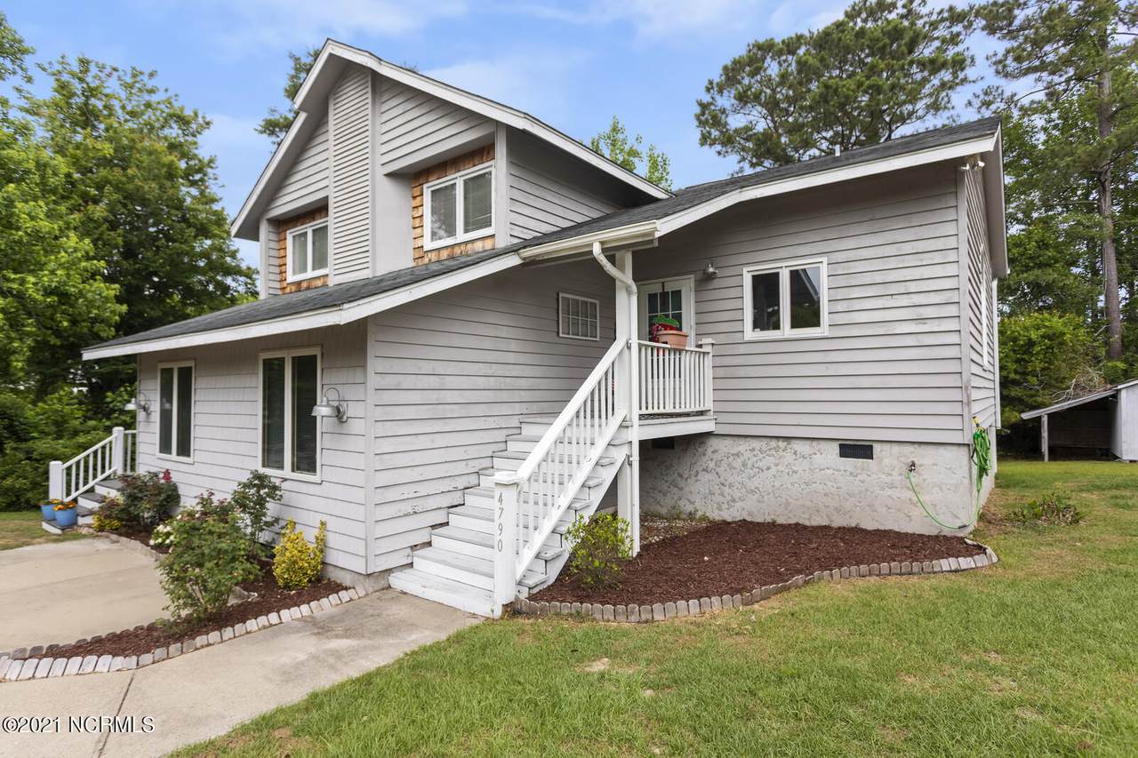 4790 Hen Cove Avenue - Photo 1
