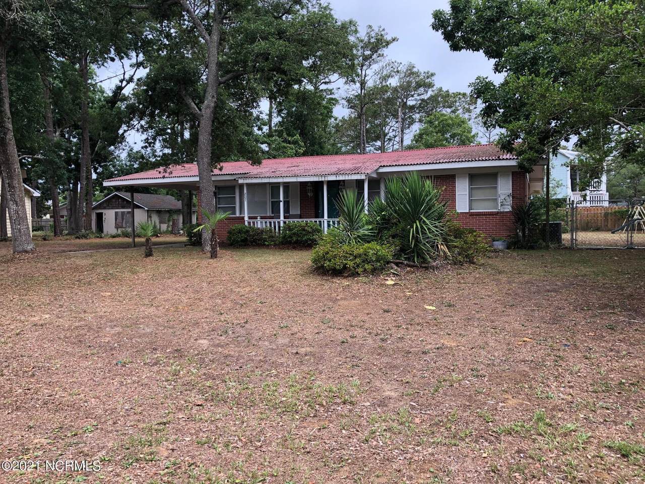 207 60th Street - Photo 1