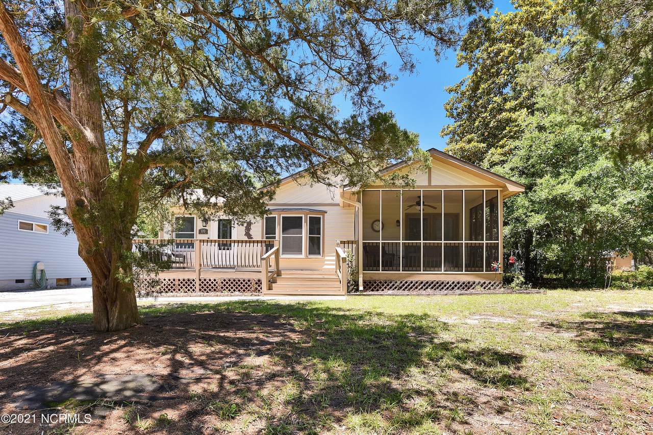 109 4th Street - Photo 1