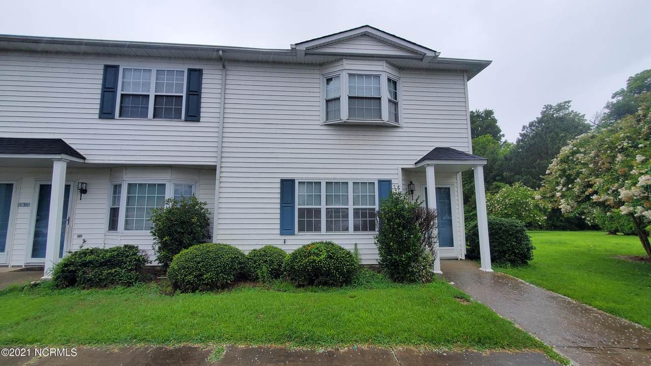3975 Sterling Pointe Drive - Photo 1