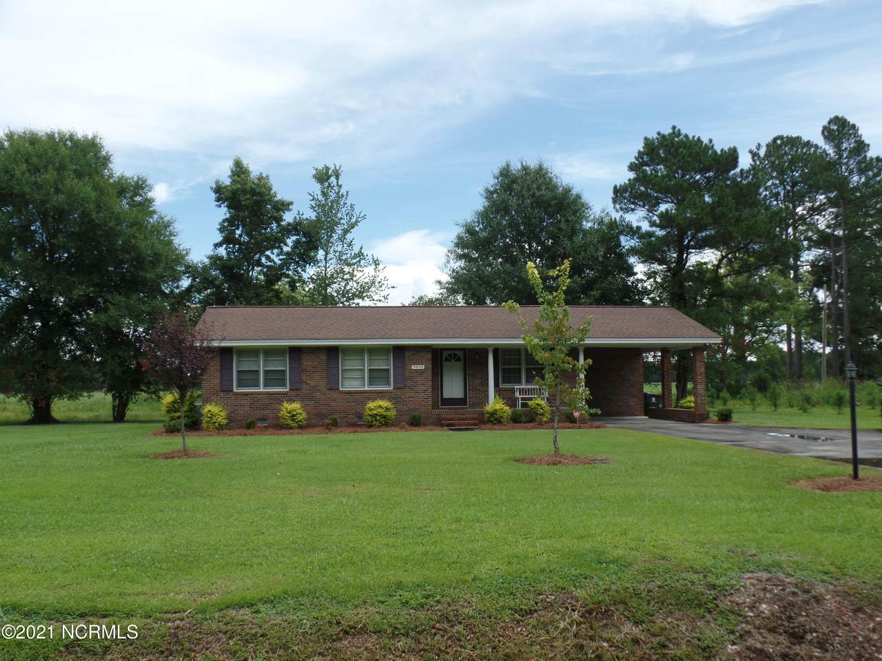 7953 Seven Creeks Highway - Photo 1