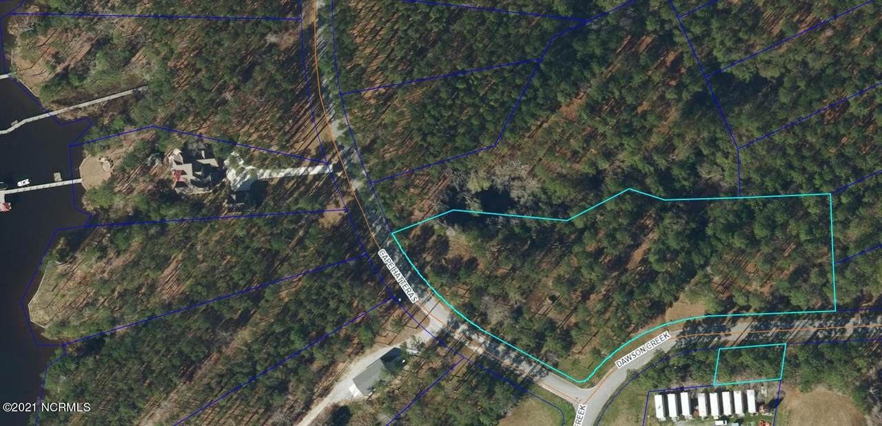 464 Dawson Creek Boulevard - Photo 1