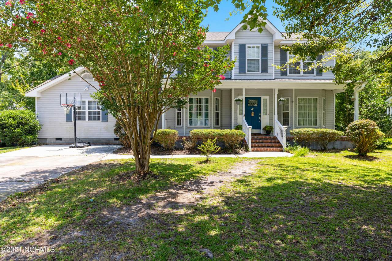 300 Stoneybrook Road - Photo 1