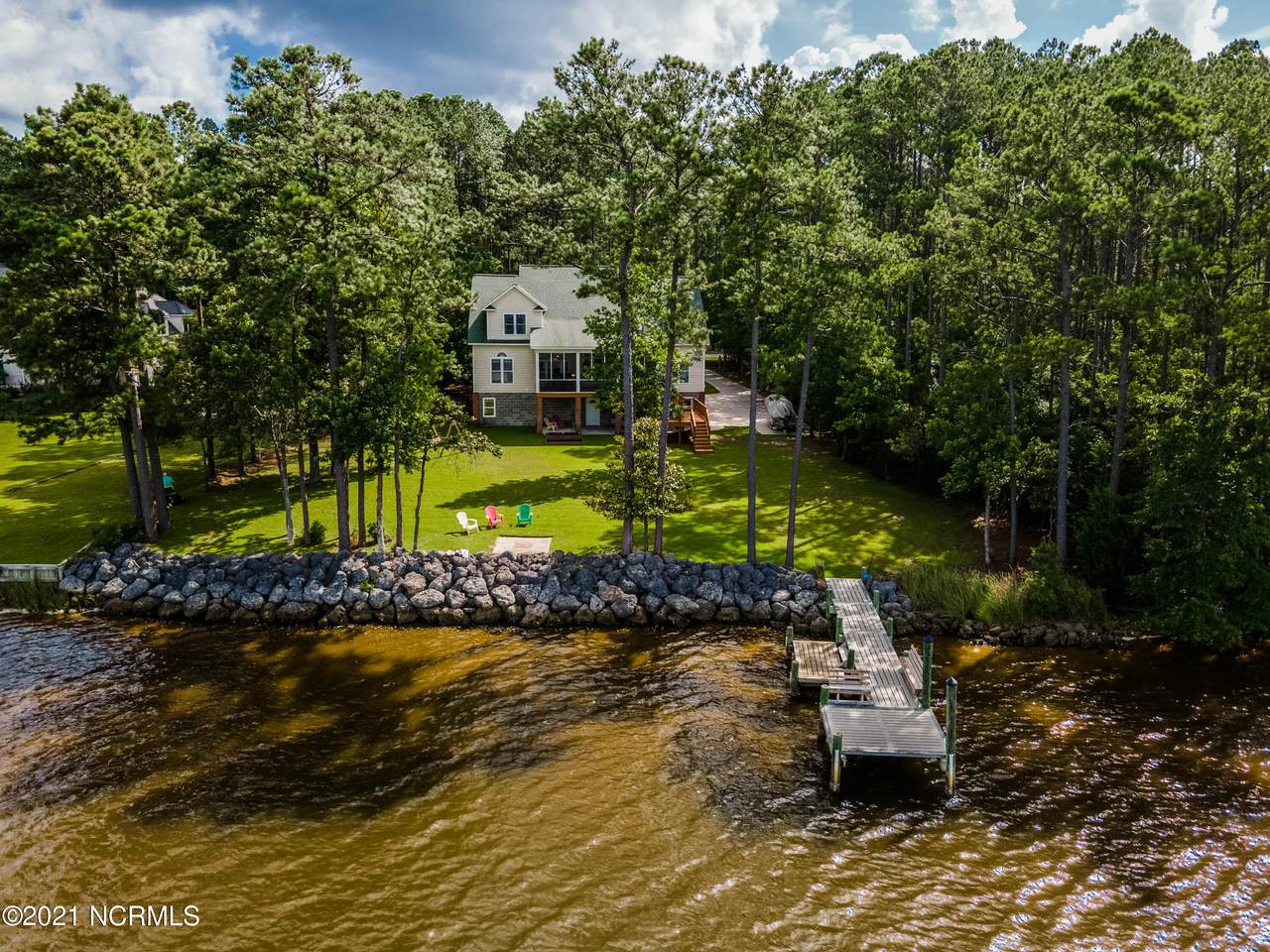 208 Sumter Court - Photo 1