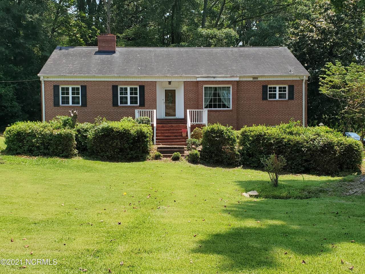 407 W Main Street - Photo 1