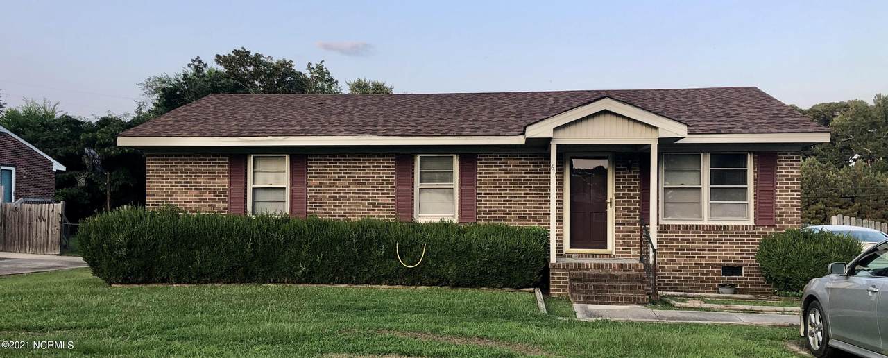611 Benson Drive - Photo 1