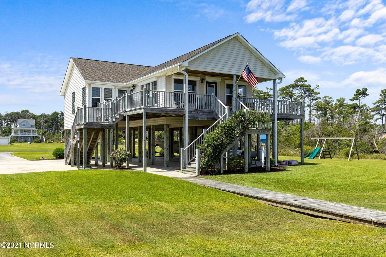 291 Stewart Drive - Photo 1