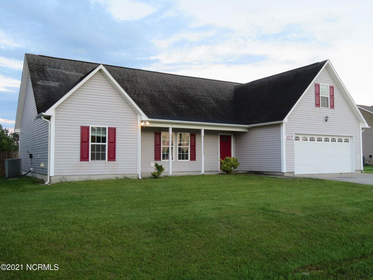 107 Killis Boulevard - Photo 1