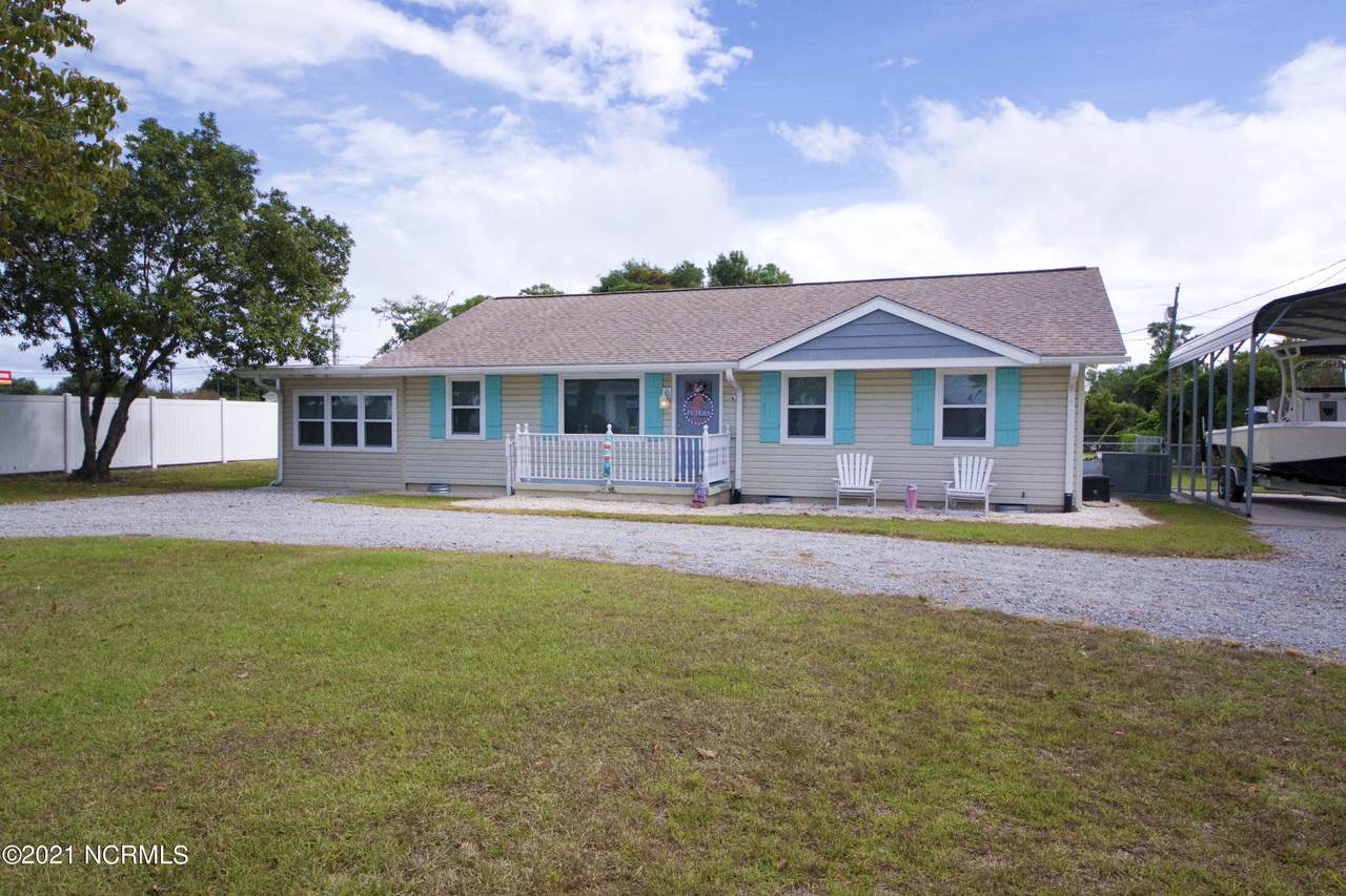 103 Dolphin Street - Photo 1