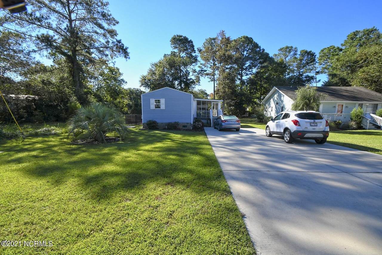 824 Dogwood Drive - Photo 1