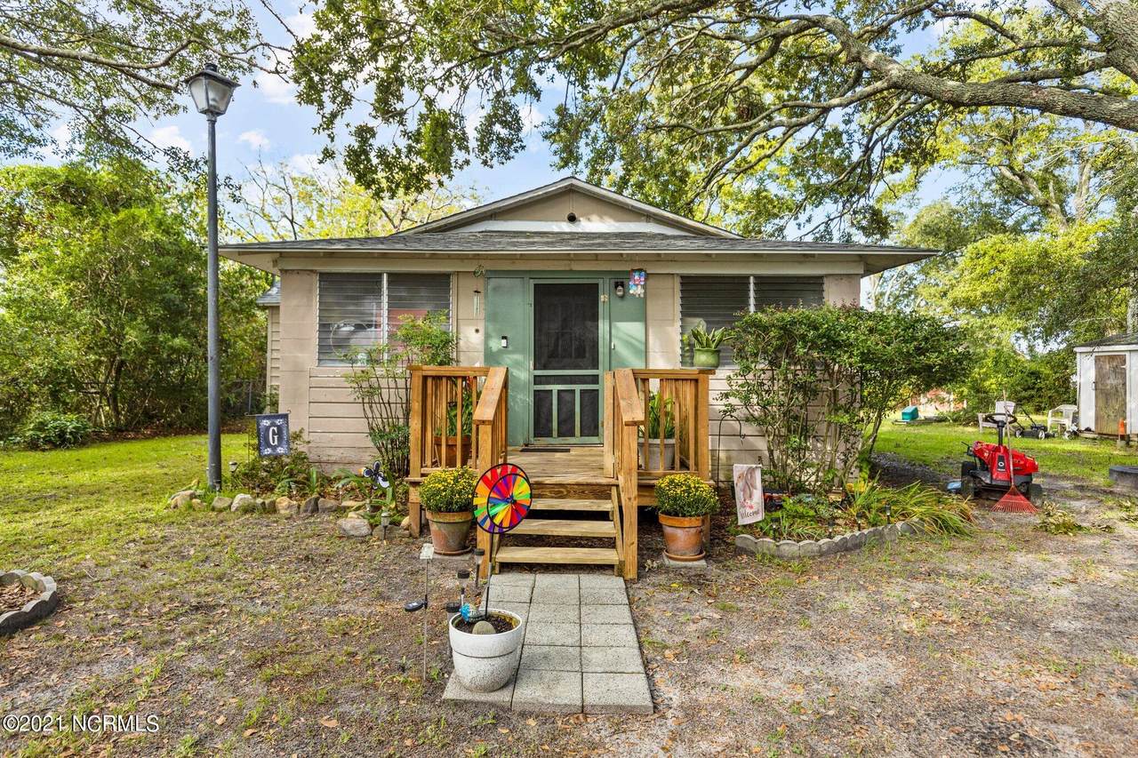 2510 Bay Street - Photo 1