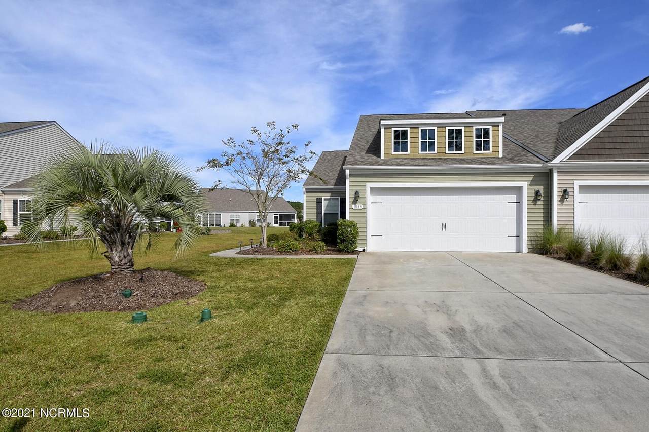 1043 Chadsey Lake Drive - Photo 1