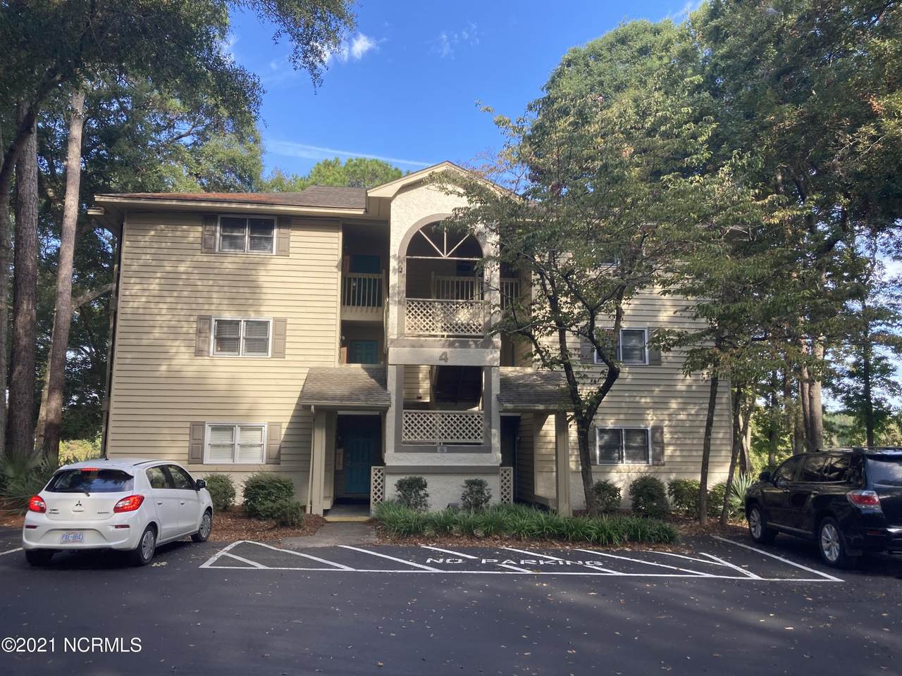 219 Clubhouse Road - Photo 1