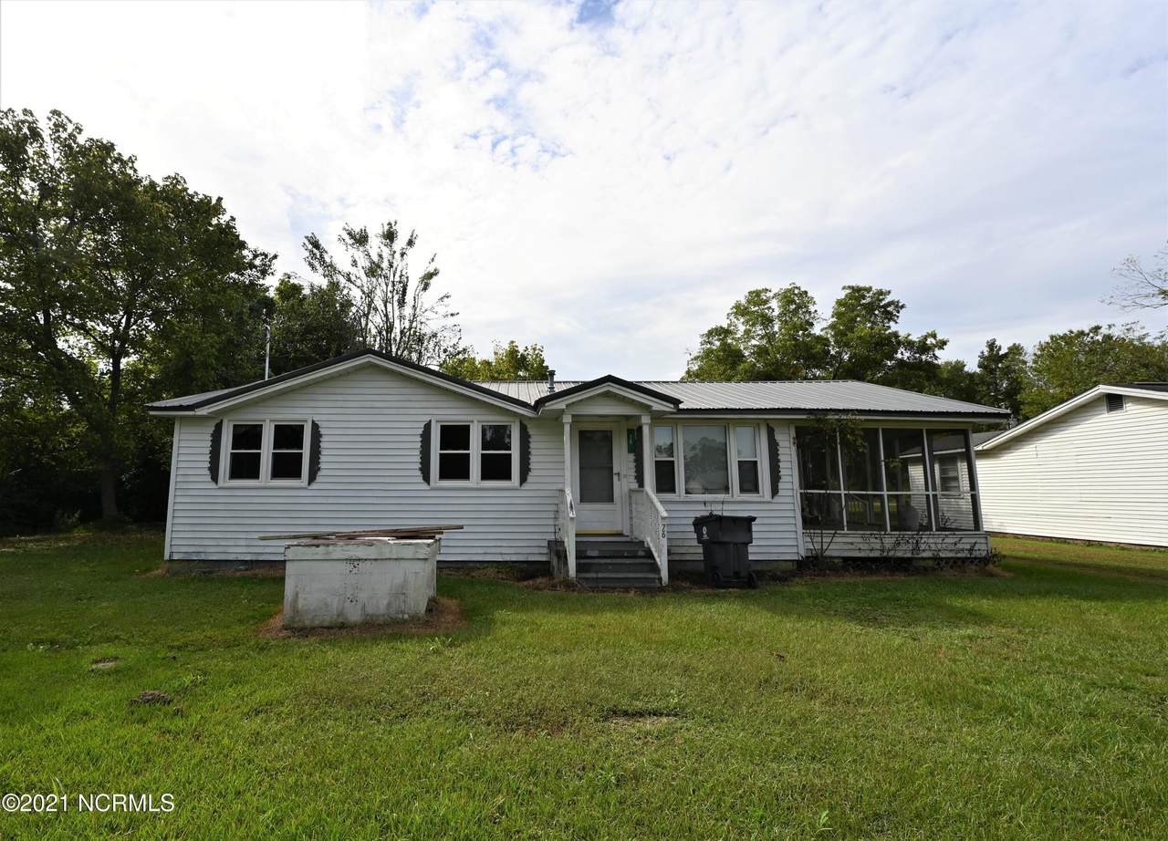 76 Bussy Road - Photo 1